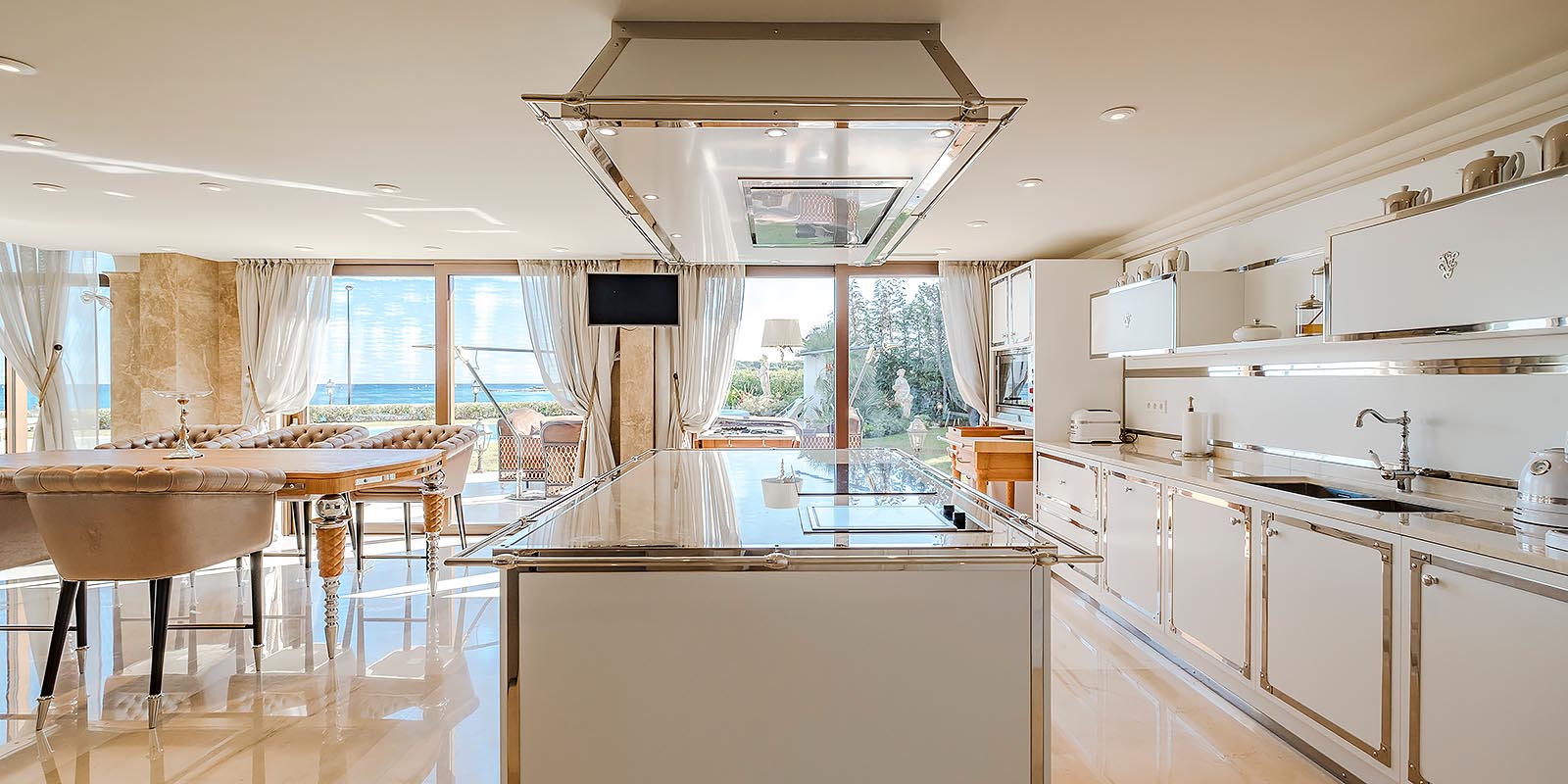 book villa french riviera. Owners kitchen